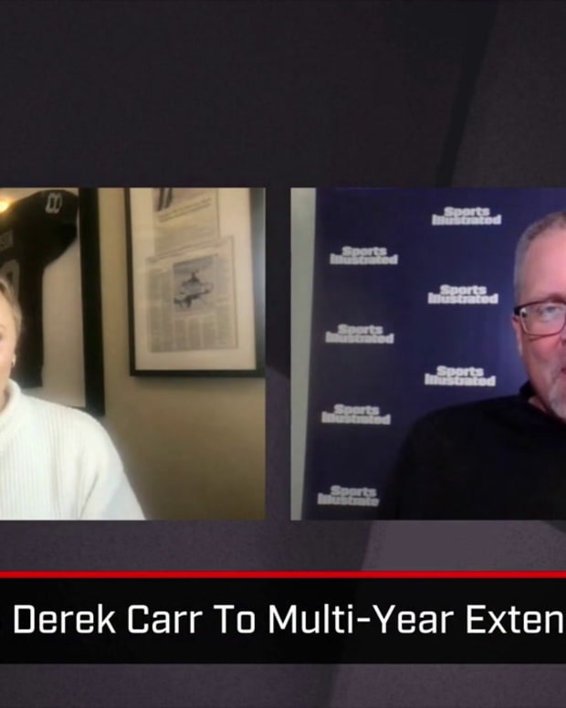 041322-Raiders Sign QB Derek Carr To Multi-Year Extension